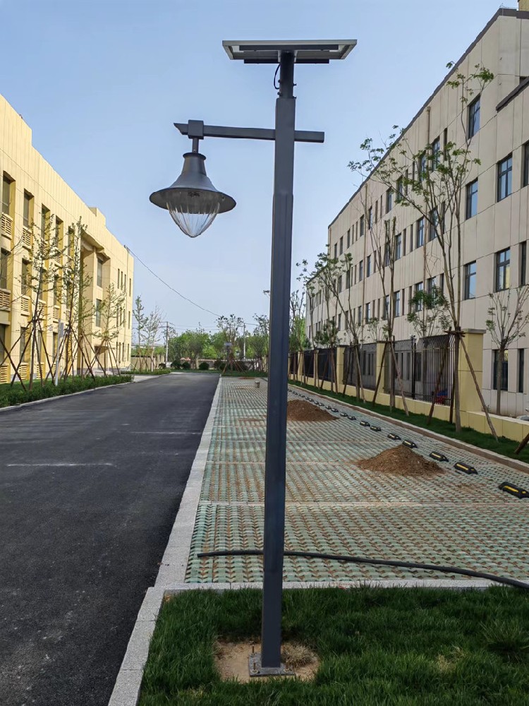 太陽能路燈